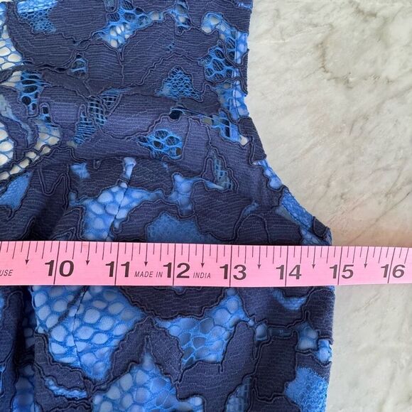 Lilly Pulitzer Kiri dress in true navy romantic corded Lace Size 0 NWT - Picture 6 of 10